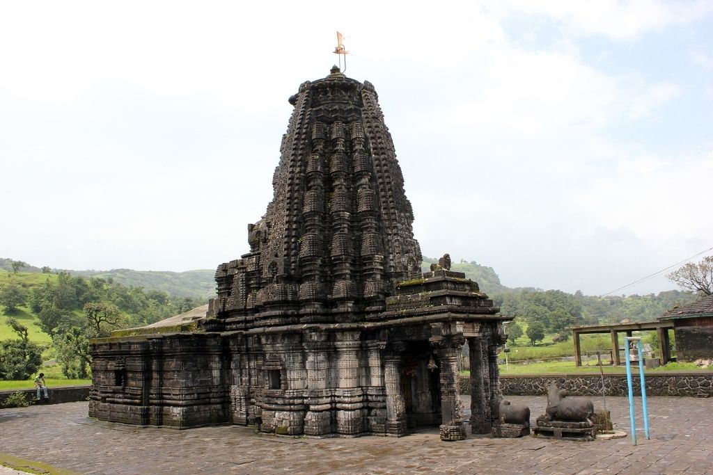 Top 12 Places To Visit Igatpuri This Monsoon 2022 5 Top 12 Places To Visit Igatpuri This Monsoon 2022 Amruteshwar Temple
