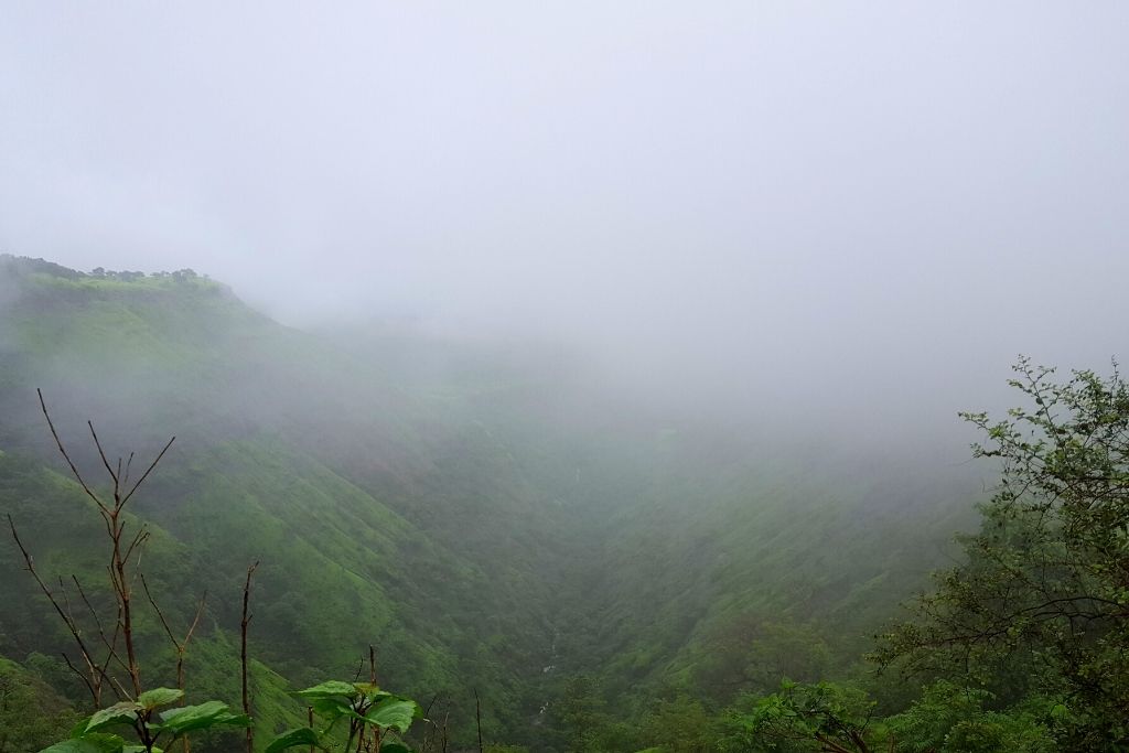 Enjoy Mini Lockdown In Igatpuri 4 Camel Valley In Igatpuri