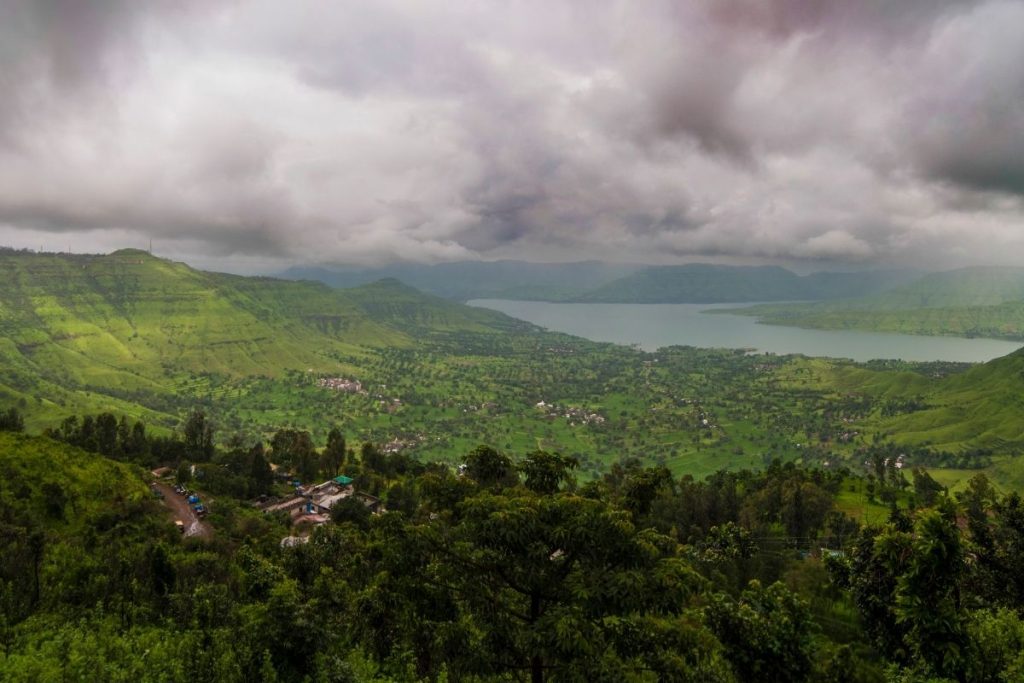 Top 5 Hill Stations Near Mumbai You Should Visit This Weekend 2 Top 5 Hill Stations Near Mumbai You Should Visit This Weekend Mahabaleshwar