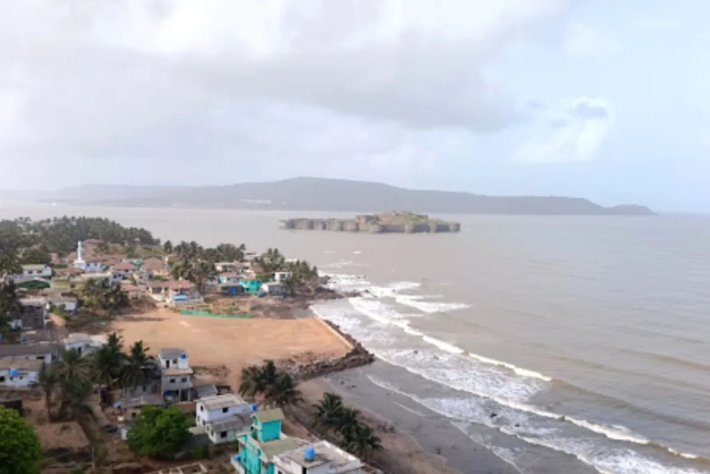 Top 5 Weekend Getaways Near Mumbai 4 Murud-Janjira