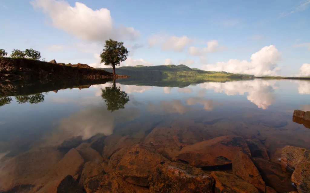 Igatpuri Vs. Malshej Ghat: Which Is The Ultimate Getaway? 3 Lakes And Adventure Activities