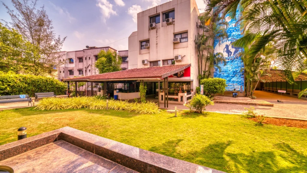 Affordable Couple-Friendly Resort Near Mumbai – Hotel Ashwin