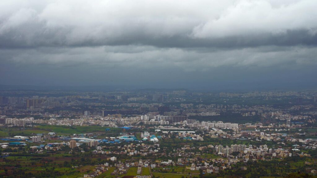 Scenic view of Tiger Point in Lonavala during monsoon