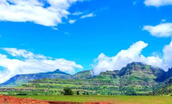 7 Reasons to Visit Igatpuri: A Complete Guide to the Sahyadri Hill Station