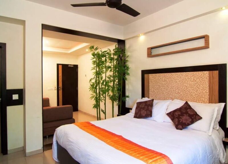 Best Hotel Near Igatpuri Railway Station | Guide & Top Stays
